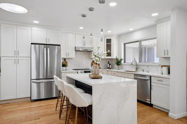 1683 Escalante Way, Burlingame, CA 94010