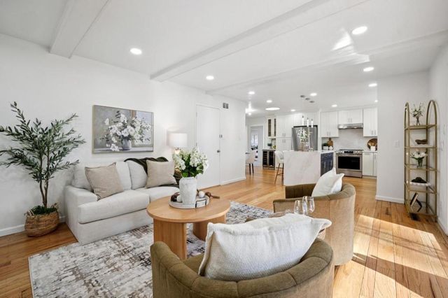 1683 Escalante Way, Burlingame, CA 94010