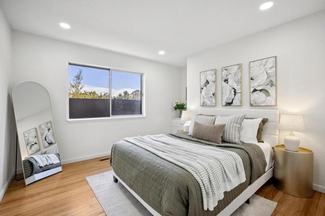 1683 Escalante Way, Burlingame, CA 94010