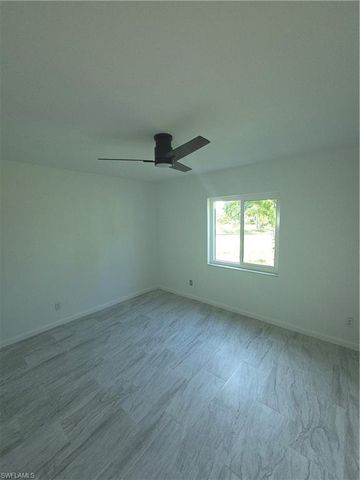 1922 SE 26th TER, Cape Coral, FL 33904