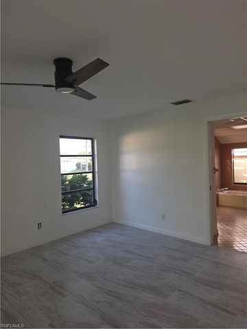 1922 SE 26th TER, Cape Coral, FL 33904