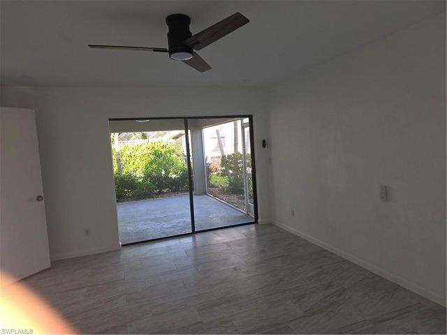 1922 SE 26th TER, Cape Coral, FL 33904