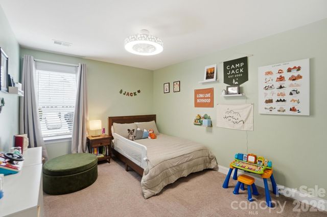 10302 Old Carolina Drive, Charlotte, NC 28214