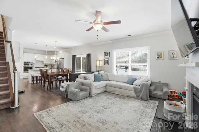 10302 Old Carolina Drive, Charlotte, NC 28214