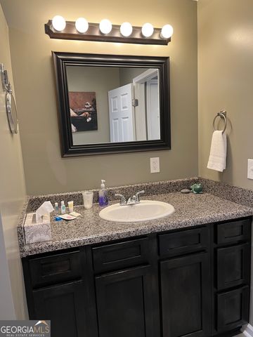 122 E Knight Road, Mcdonough, GA 30252