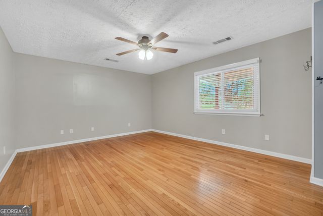 122 E Knight Road, Mcdonough, GA 30252