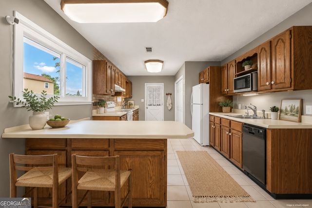 122 E Knight Road, Mcdonough, GA 30252