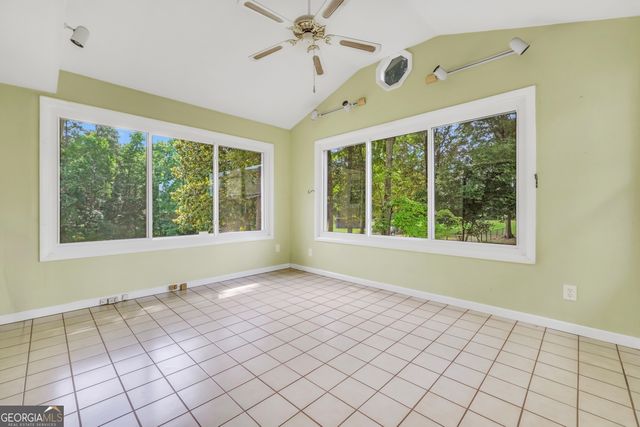 122 E Knight Road, Mcdonough, GA 30252