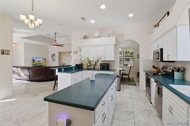 1829 W Redding Street, Hernando, FL 34442