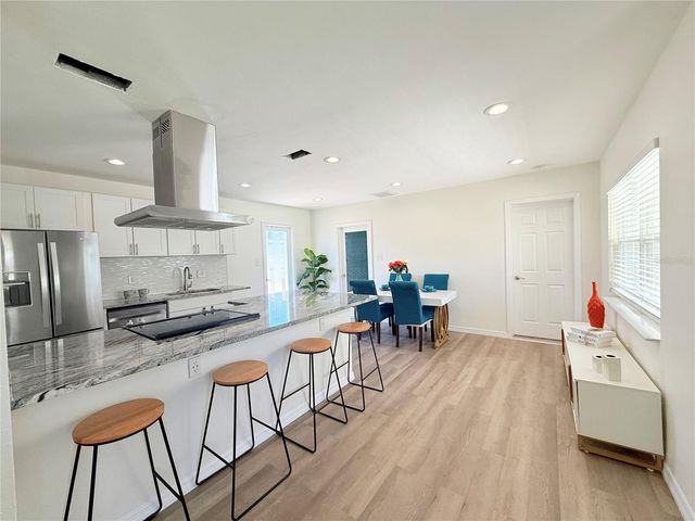 1500 77TH STREET N, St Petersburg, FL 33710