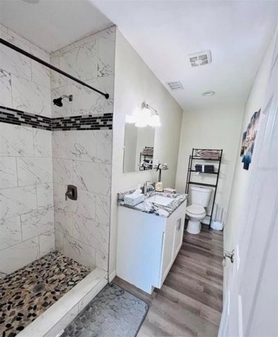 1500 77TH STREET N, St Petersburg, FL 33710