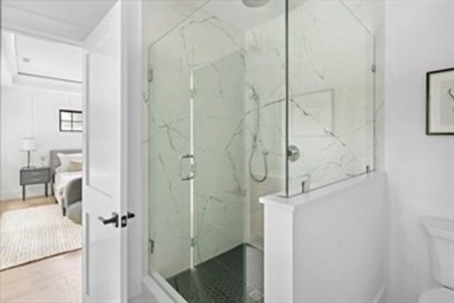 453 Albemarle Rd 453, Newton, MA 02460