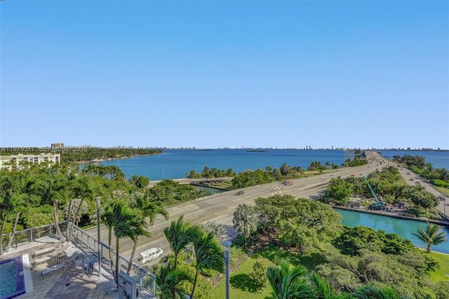 601 NE 36th St 811, Miami, FL 33137