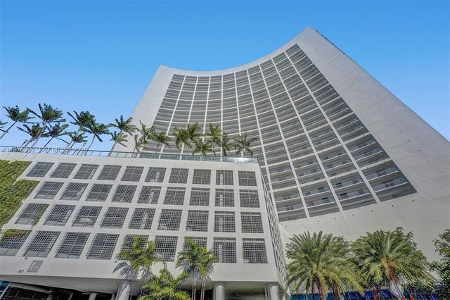 601 NE 36th St 811, Miami, FL 33137