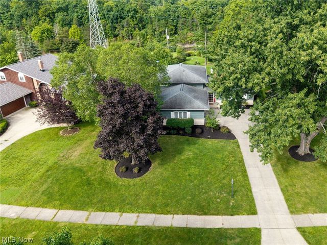 5058 Millwood Drive, Broadview Heights, OH 44147