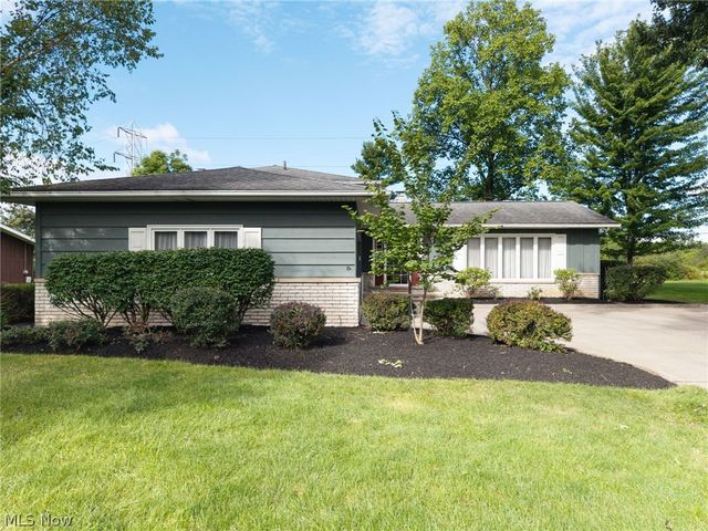 5058 Millwood Drive, Broadview Heights, OH 44147