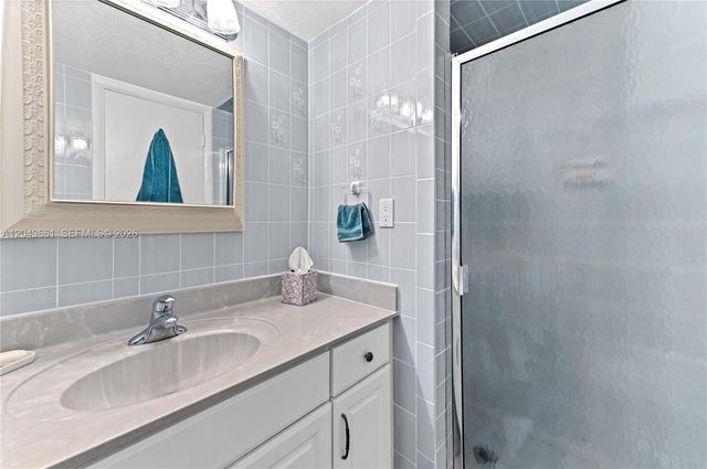 3540 S Ocean Blvd 212, South Palm Beach, FL 33480