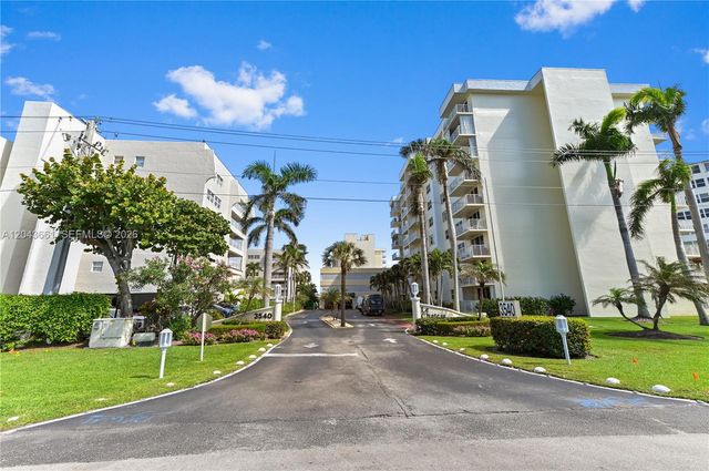 3540 S Ocean Blvd 212, South Palm Beach, FL 33480