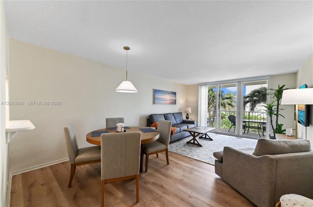 3540 S Ocean Blvd 212, South Palm Beach, FL 33480