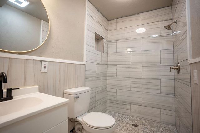 1202 W Elysian Fields Ave, Marshall, TX 75670