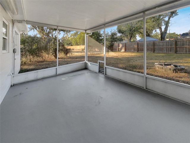 3305 PEACOCK LANE, Mulberry, FL 33860