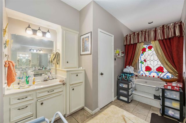 7227 Birchtree Forest Drive, Houston, TX 77088