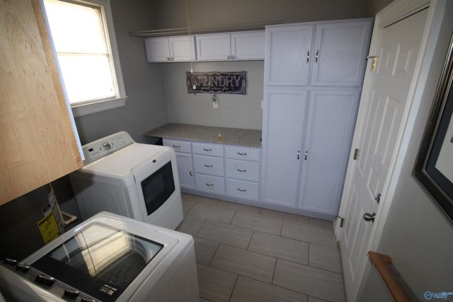 725 Lily Flagg Road SE, Huntsville, AL 35802