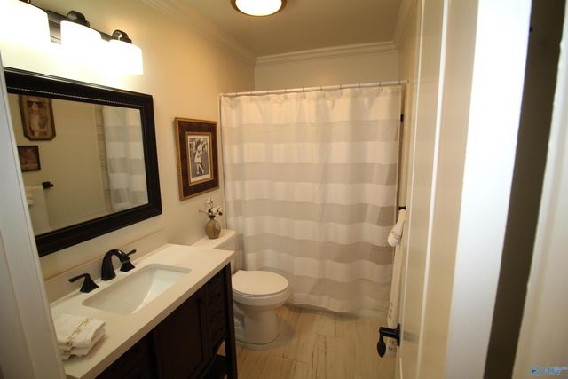 725 Lily Flagg Road SE, Huntsville, AL 35802