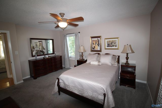725 Lily Flagg Road SE, Huntsville, AL 35802