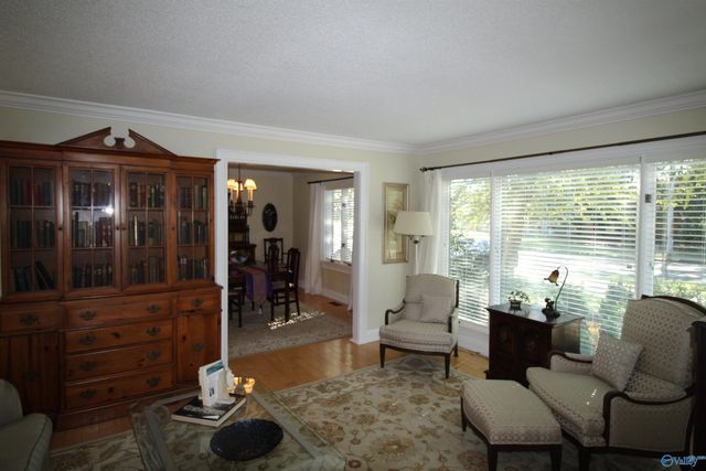725 Lily Flagg Road SE, Huntsville, AL 35802