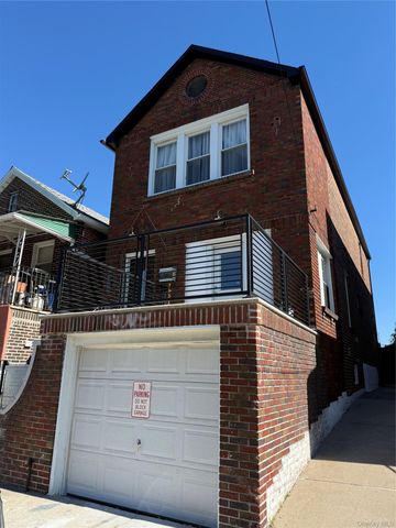 2881 Roberts Avenue, Bronx, NY 10461