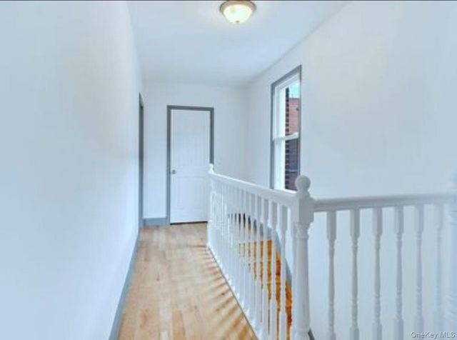 2881 Roberts Avenue, Bronx, NY 10461