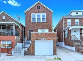 2881 Roberts Avenue, Bronx, NY 10461