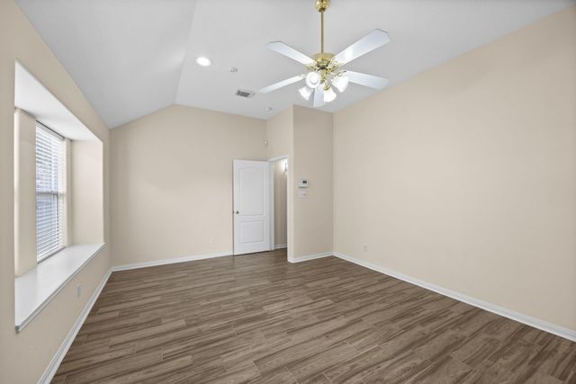 623 S Marathon Way, Stafford, TX 77477