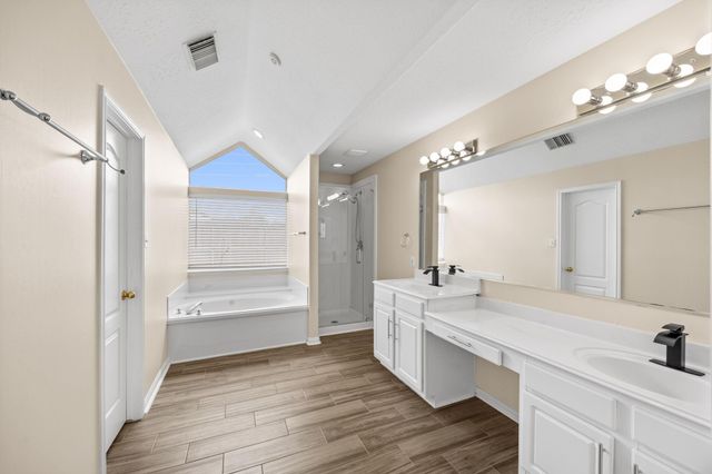 623 S Marathon Way, Stafford, TX 77477