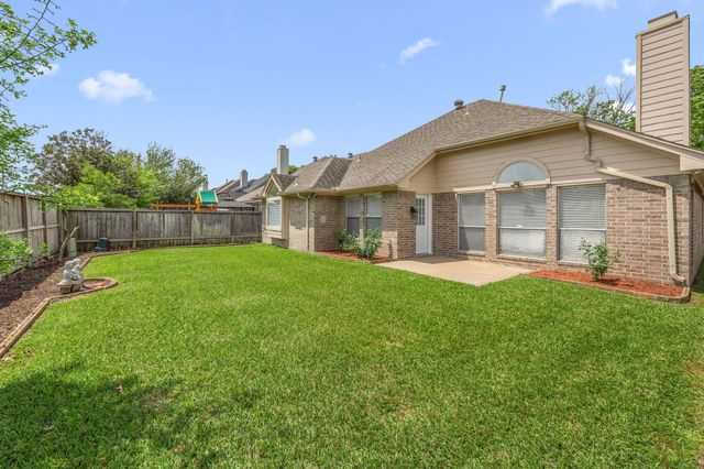 623 S Marathon Way, Stafford, TX 77477