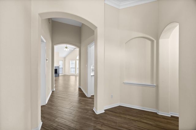 623 S Marathon Way, Stafford, TX 77477