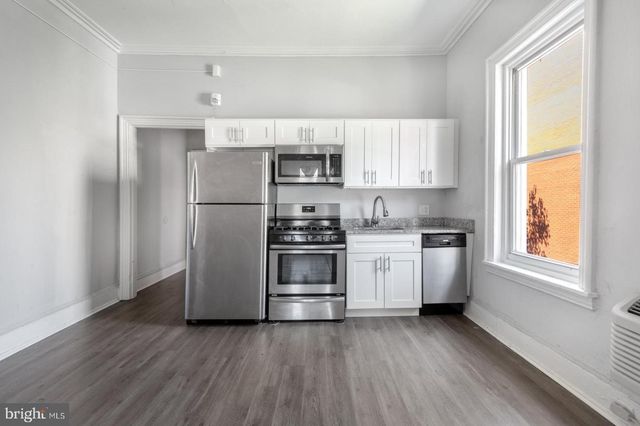 1735 W OXFORD ST, Philadelphia, PA 19121