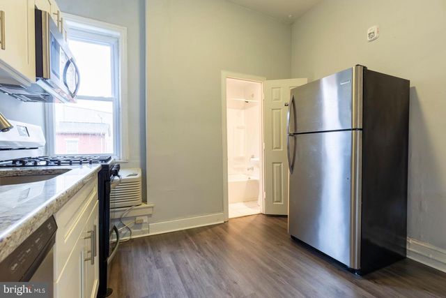 1735 W OXFORD ST, Philadelphia, PA 19121