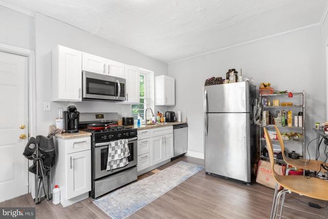 1735 W OXFORD ST, Philadelphia, PA 19121