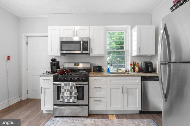 1735 W OXFORD ST, Philadelphia, PA 19121