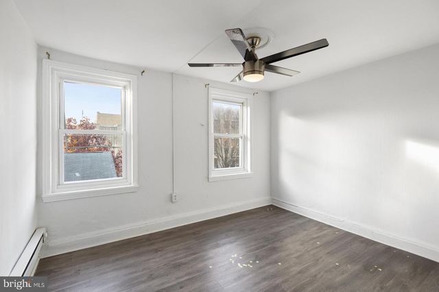 1735 W OXFORD ST, Philadelphia, PA 19121