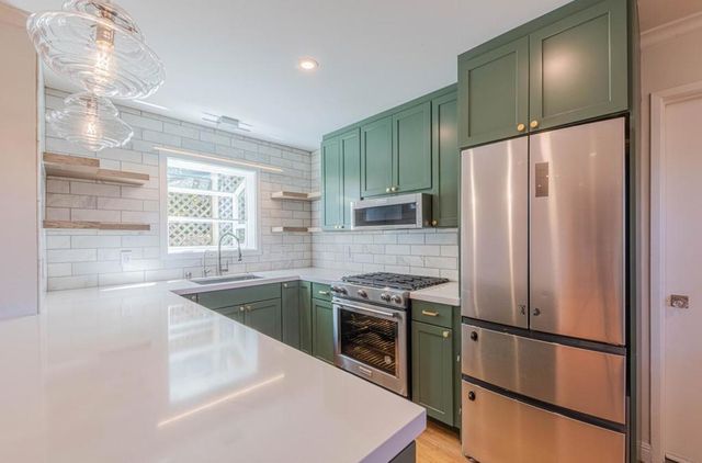 2121 David Avenue, Monterey, CA 93940