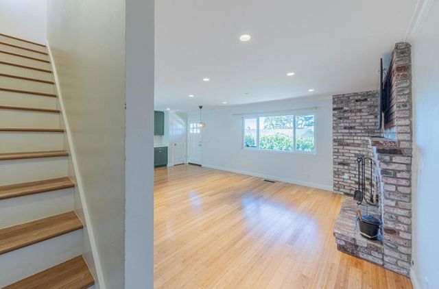 2121 David Avenue, Monterey, CA 93940