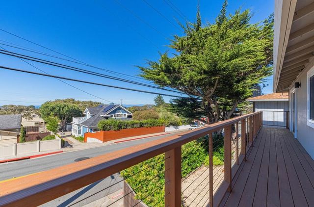 2121 David Avenue, Monterey, CA 93940