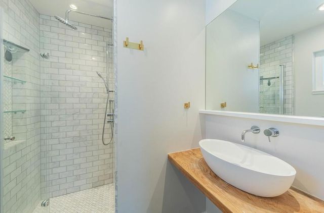 2121 David Avenue, Monterey, CA 93940