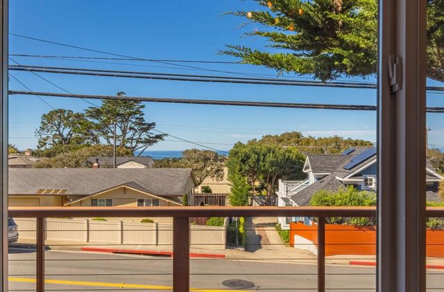 2121 David Avenue, Monterey, CA 93940