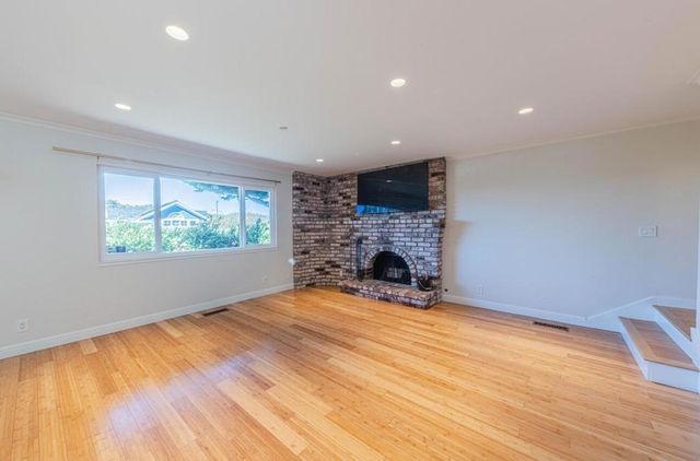 2121 David Avenue, Monterey, CA 93940