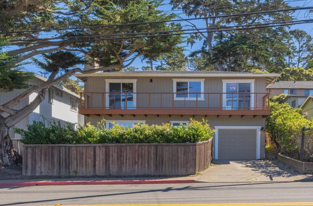 2121 David Avenue, Monterey, CA 93940