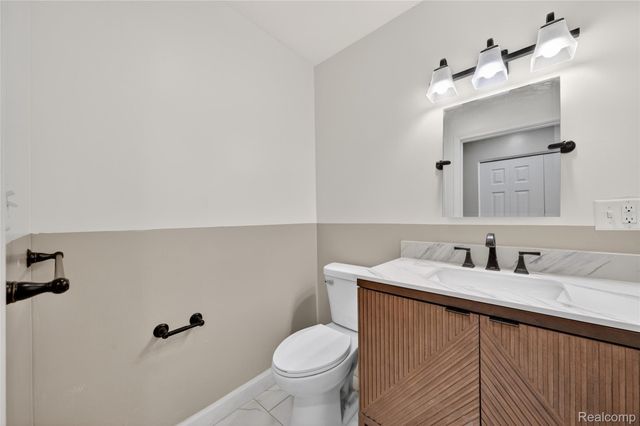 24784 Ashley Court, Redford Charter Township, MI 48239